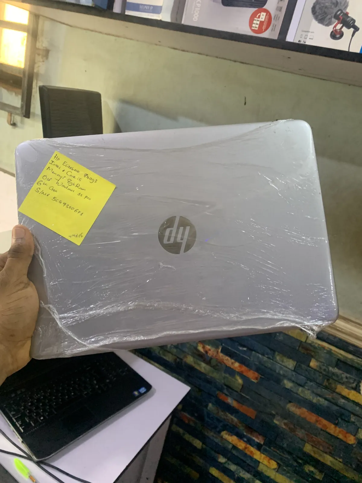 Hp Elitebook 840g3 - Image 5