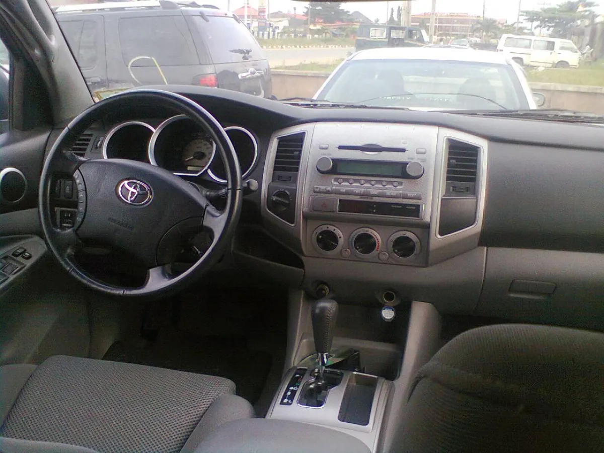 Toyota Tacoma - Image 5