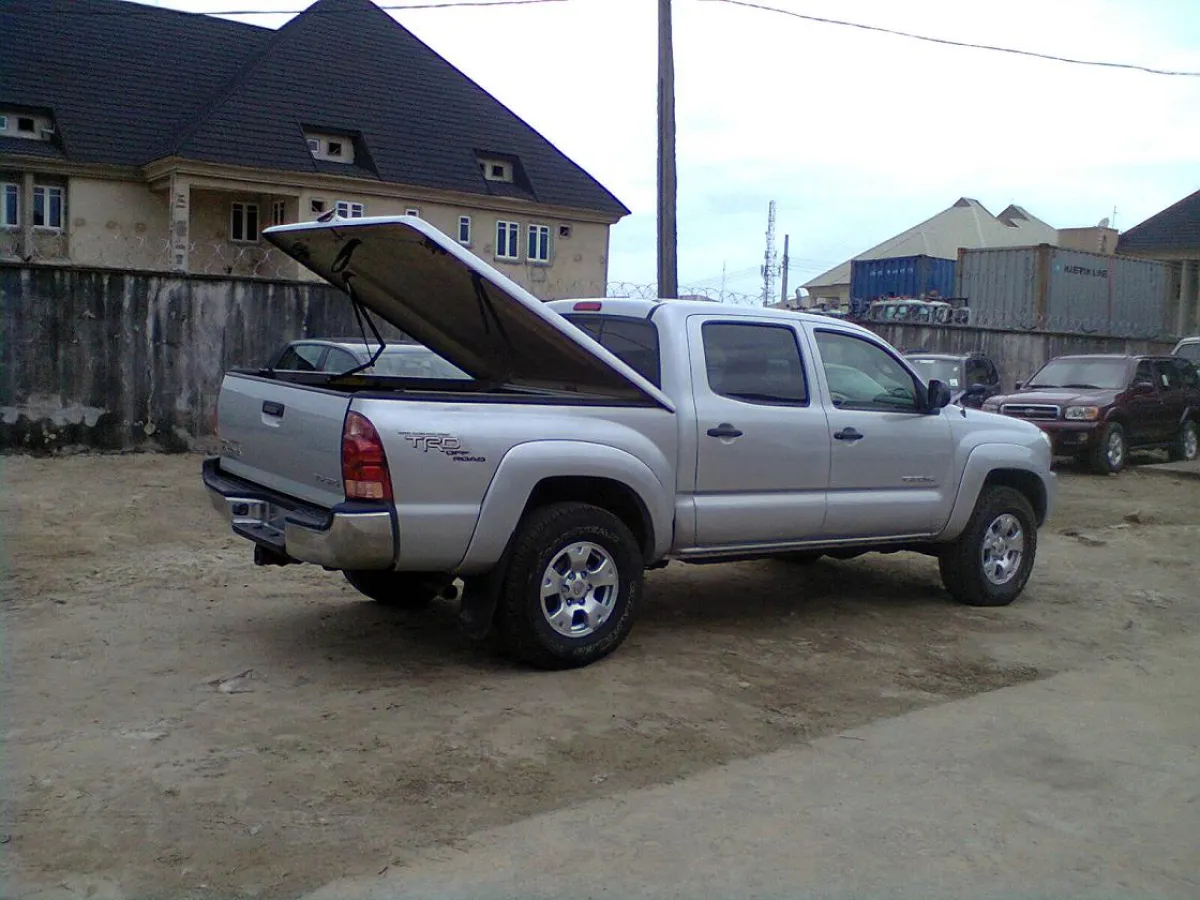 Toyota Tacoma - Image 7