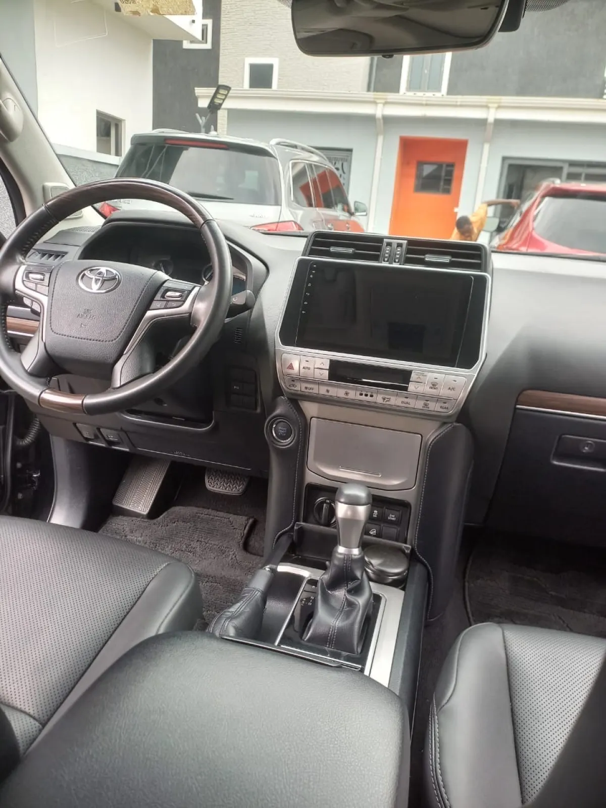Brand New Standard 2023 Toyota LandCruiser Prado VX - Image 4