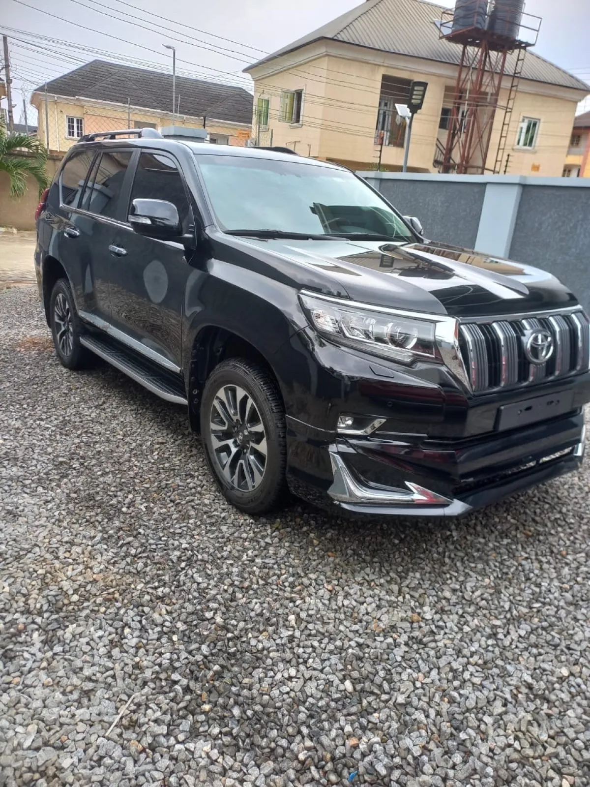 Brand New Standard 2023 Toyota LandCruiser Prado VX - Image 8