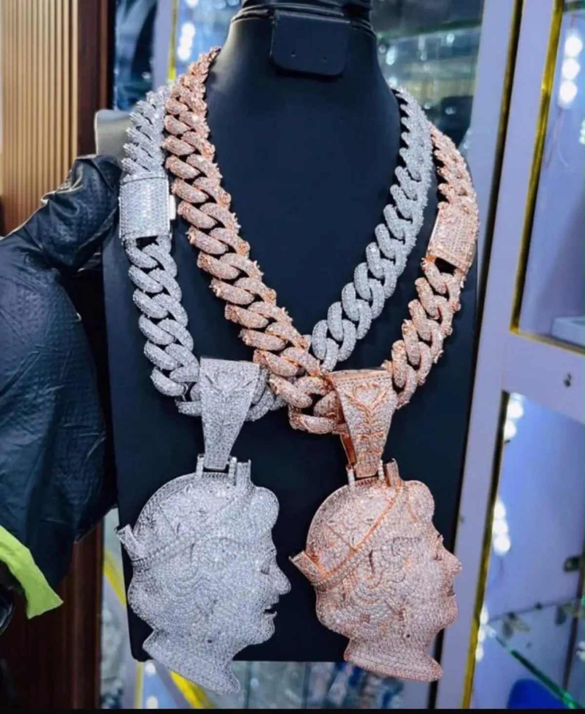Gold Jewelry & Necklaces Shop Beautiful Pieces Today - Image 2