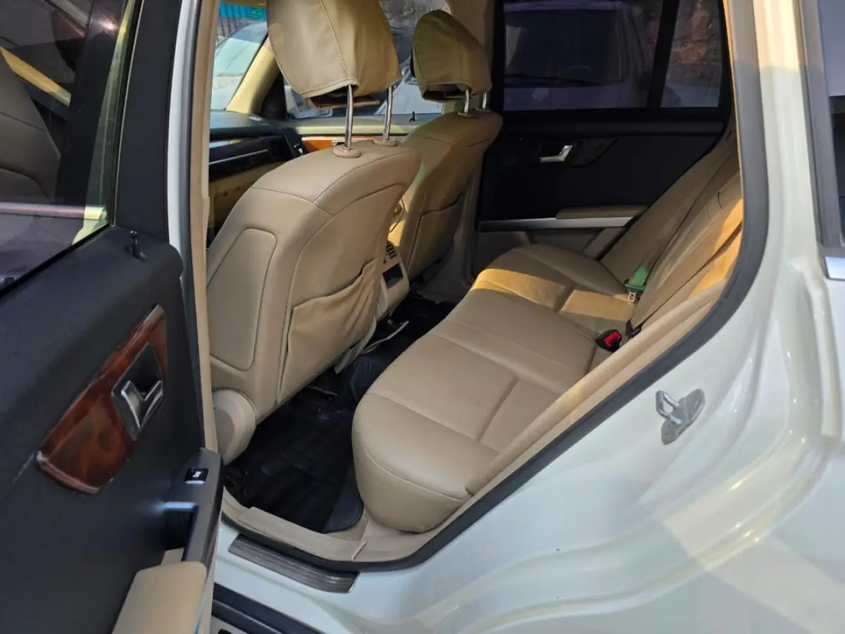 Naija Used Registered Mercedes Benz GLK350 011⤴️⤴️015 Model FOR SALE ‼️ - Image 5