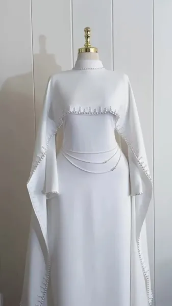 maxi wears