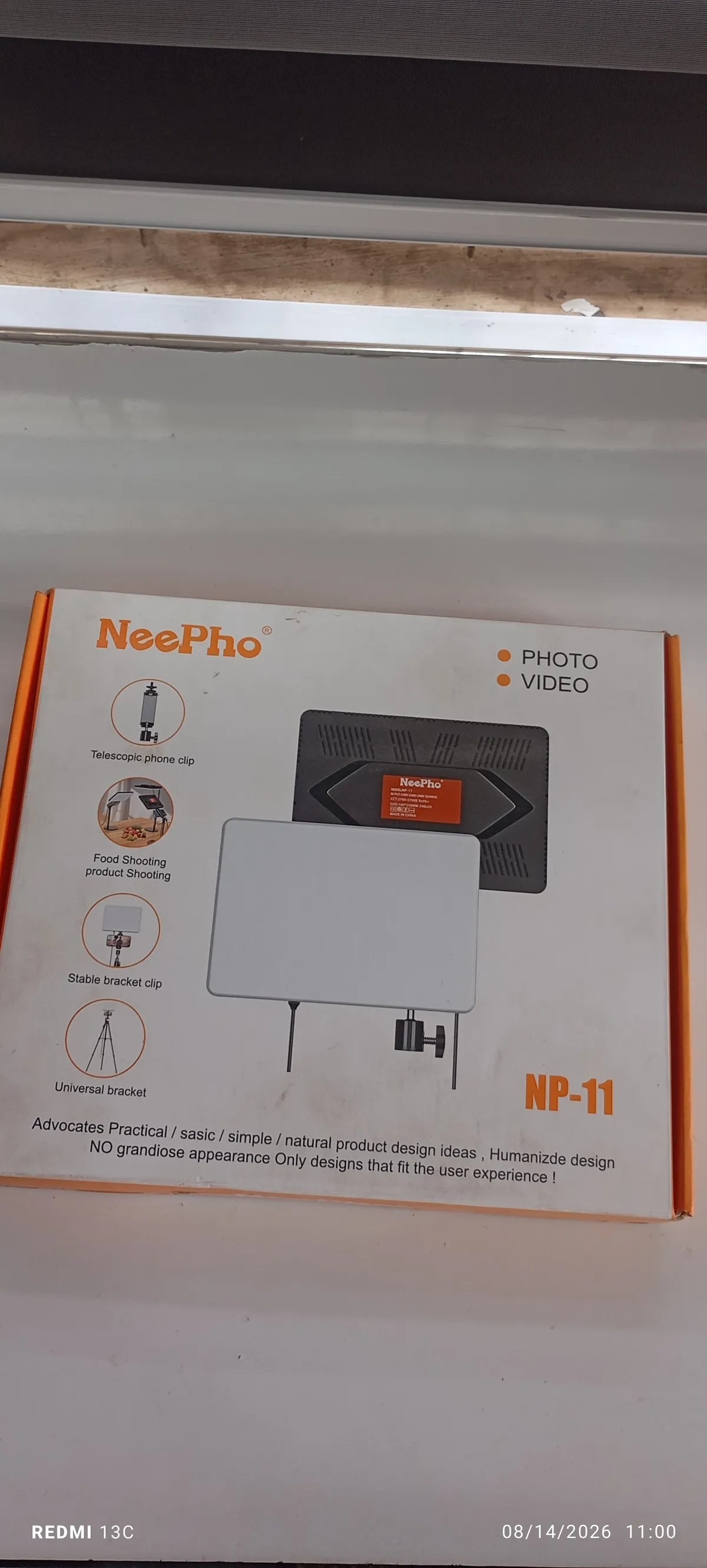 NeePho Led light and stand - Image 3