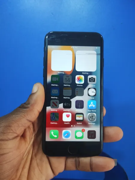 APPLE IPHONE 7 32GB