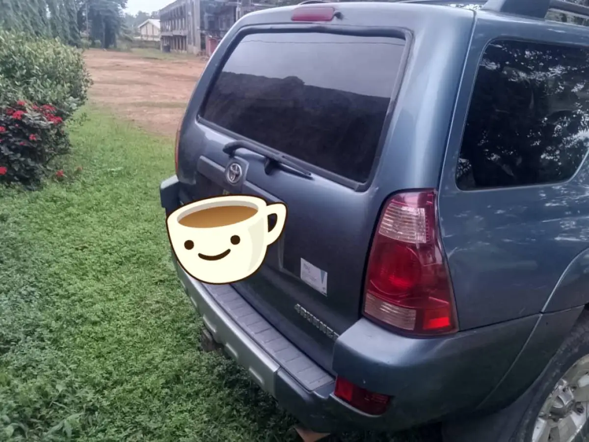 Toyota 4Runner - Image 1