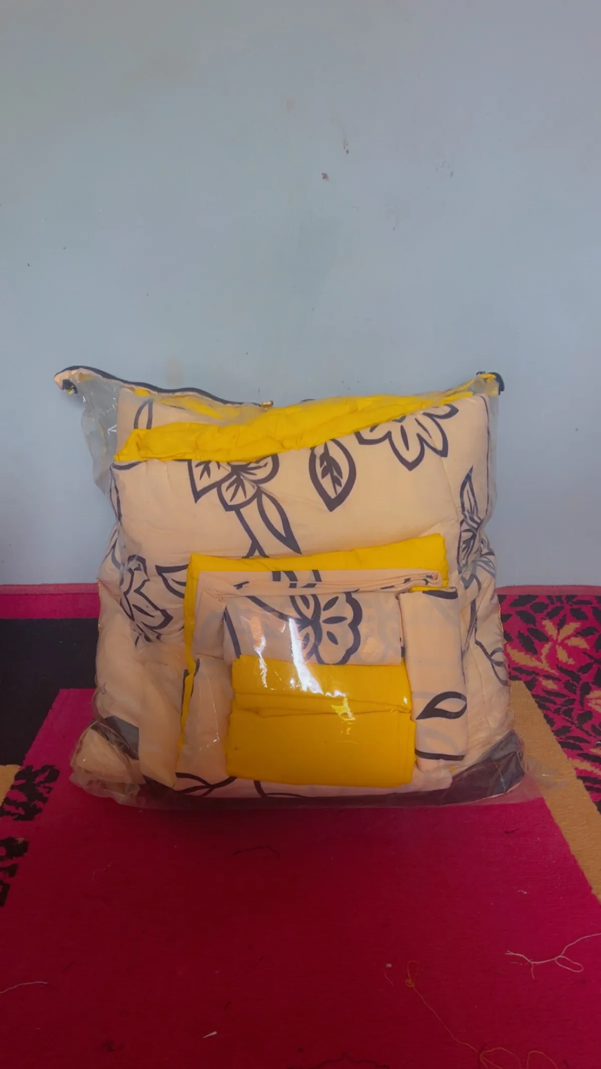 6 and half duvet set - Image 1