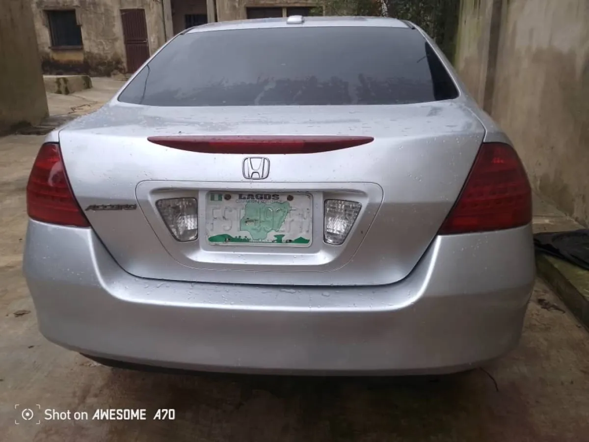 Clean Registered 2007 Honda Accord DC V4 - Image 9