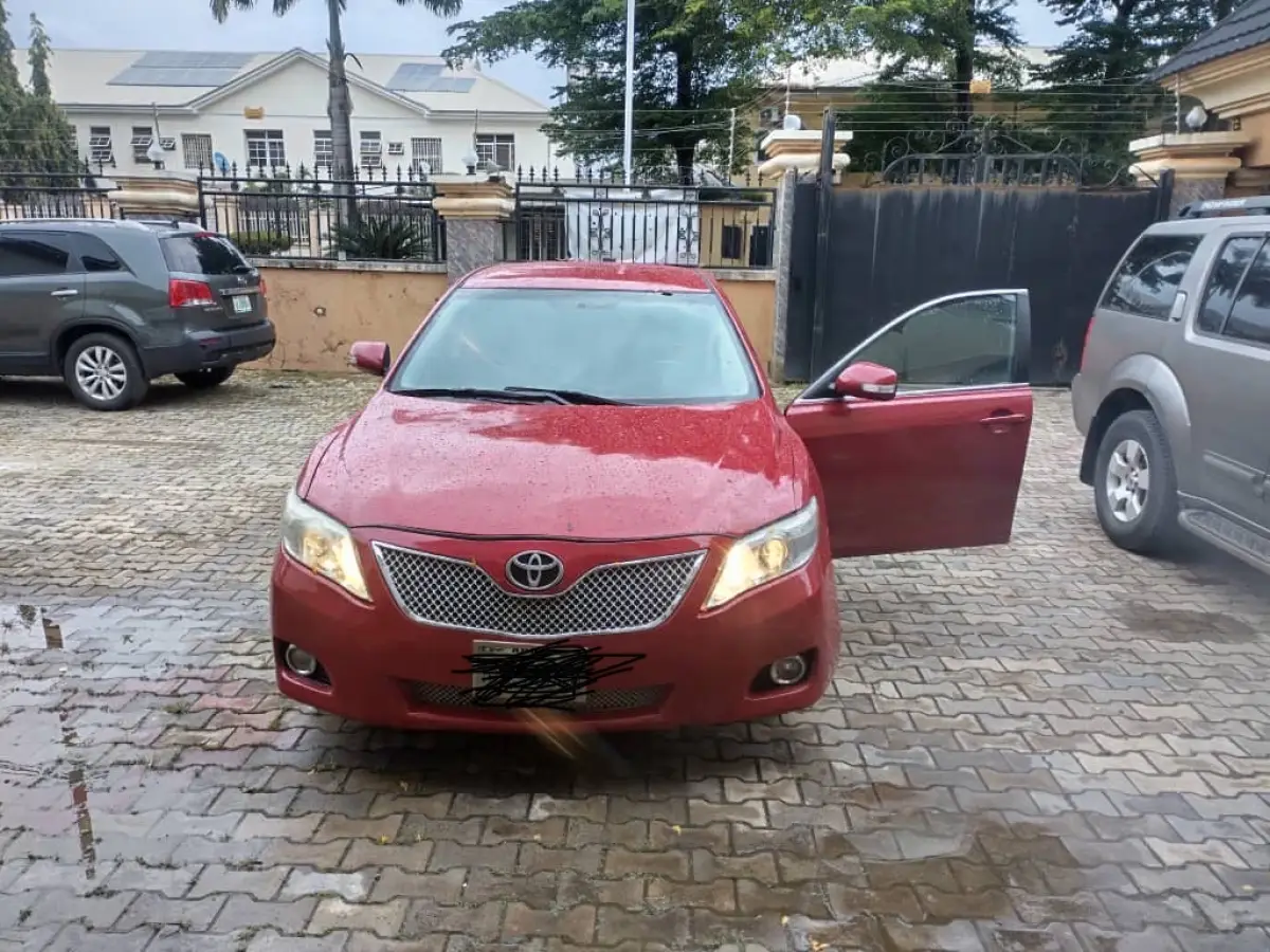 Toyota Camry 2010 with venza untampered engine available for 7.5m - Image 1