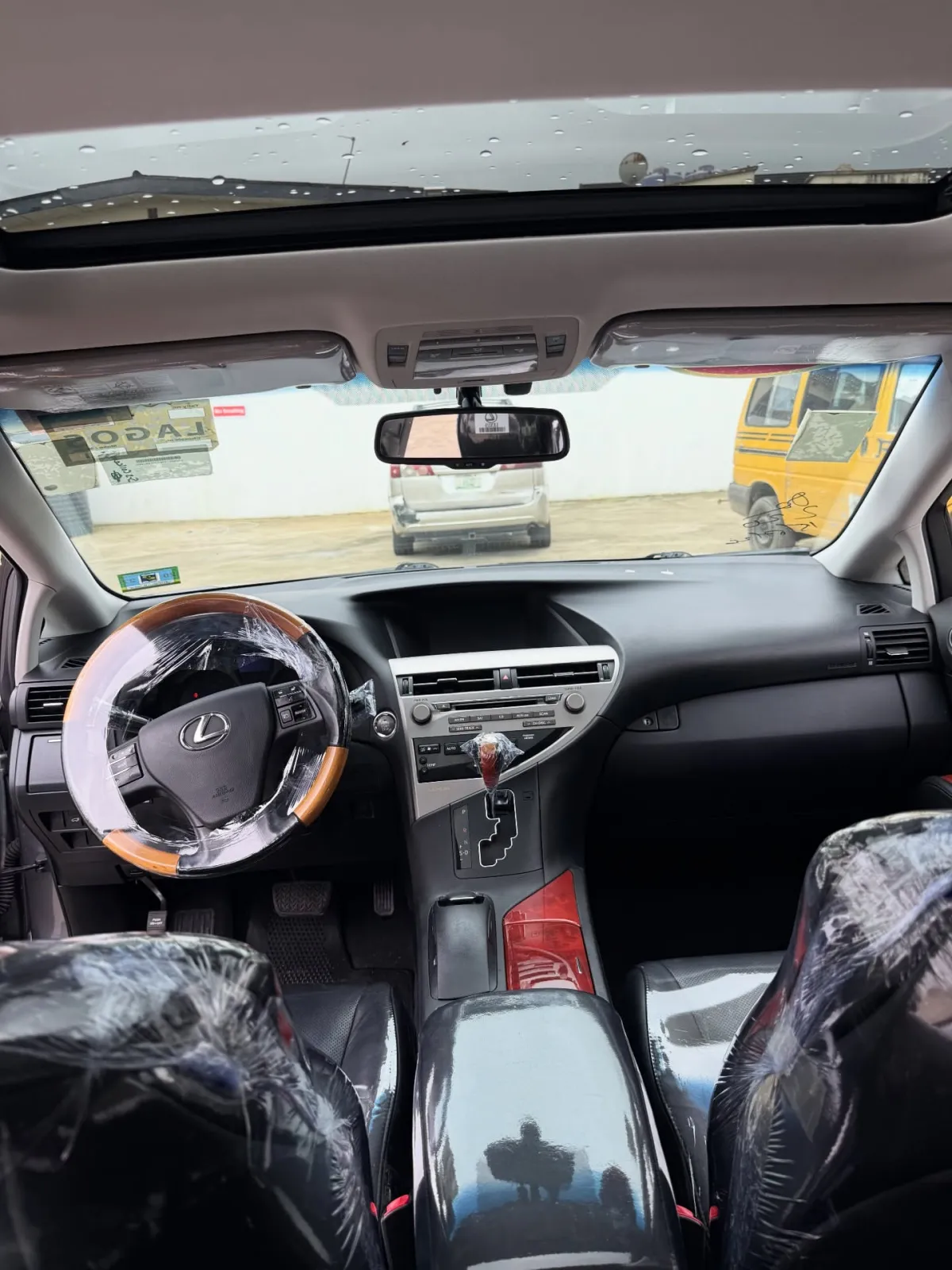 Foreign used Lexus RX 350 2010 model - Image 2