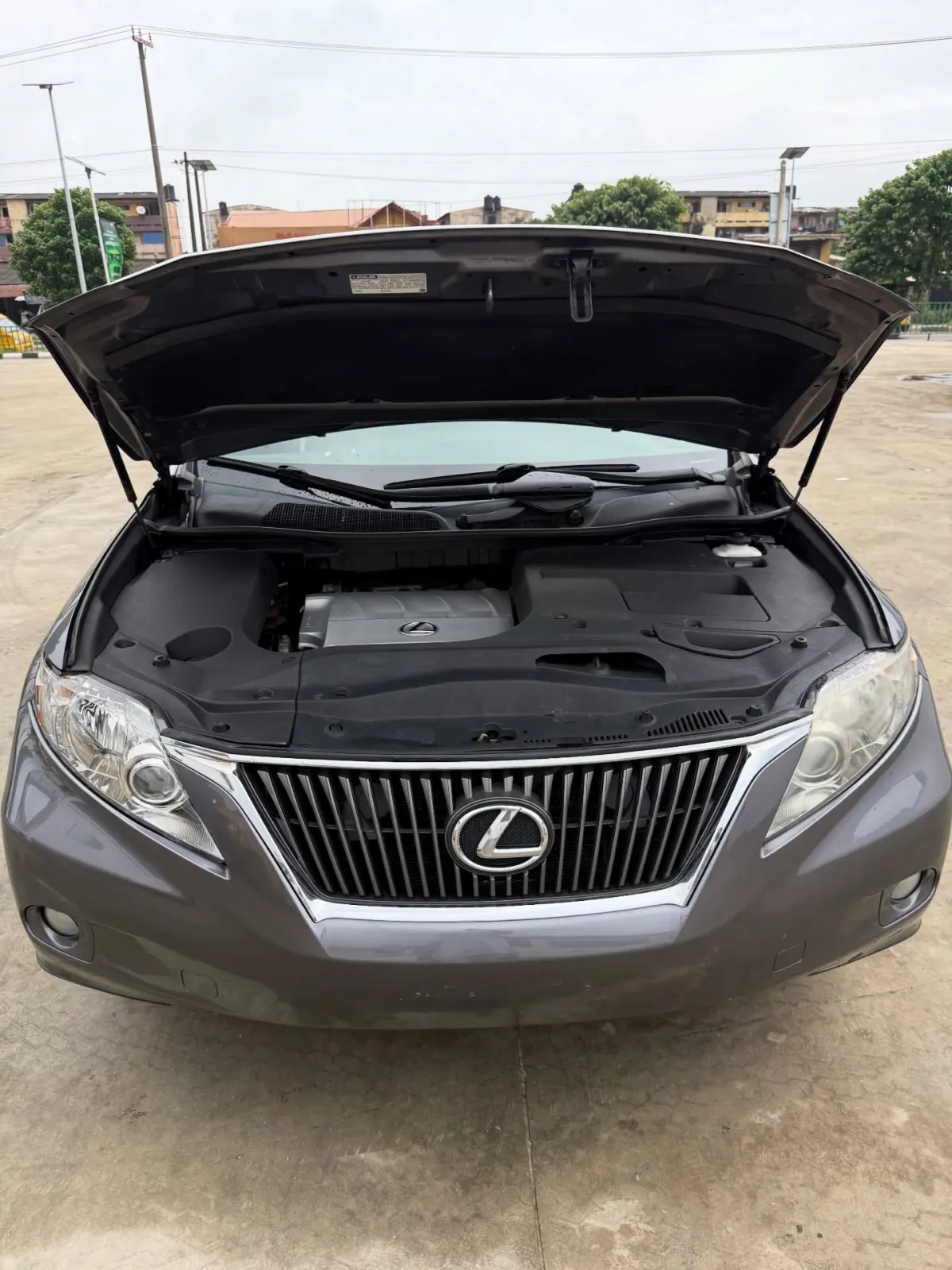 Foreign used Lexus RX 350 2010 model - Image 3