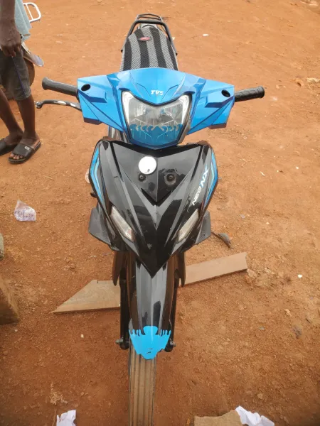 TVS NEO NX LADY'S BIKE BLACK 2024