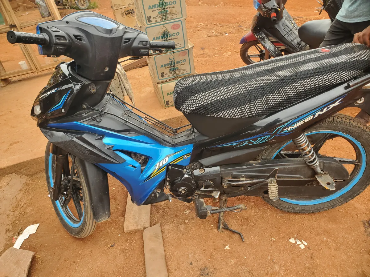 TVS NEO NX LADY'S BIKE BLACK 2024 - Image 4