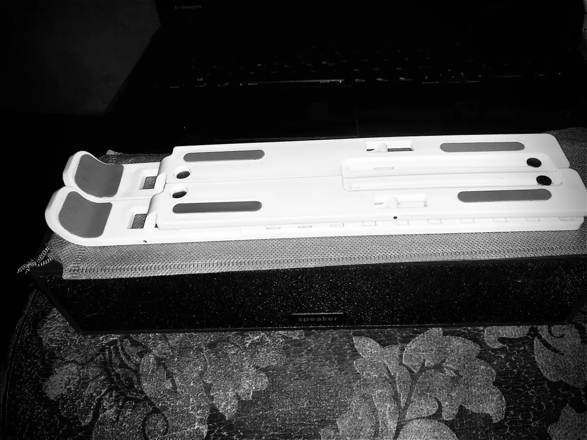 10 Steps Laptop Stand - Image 8