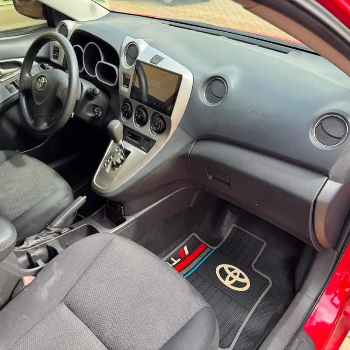 Toyota Matrix - Image 8