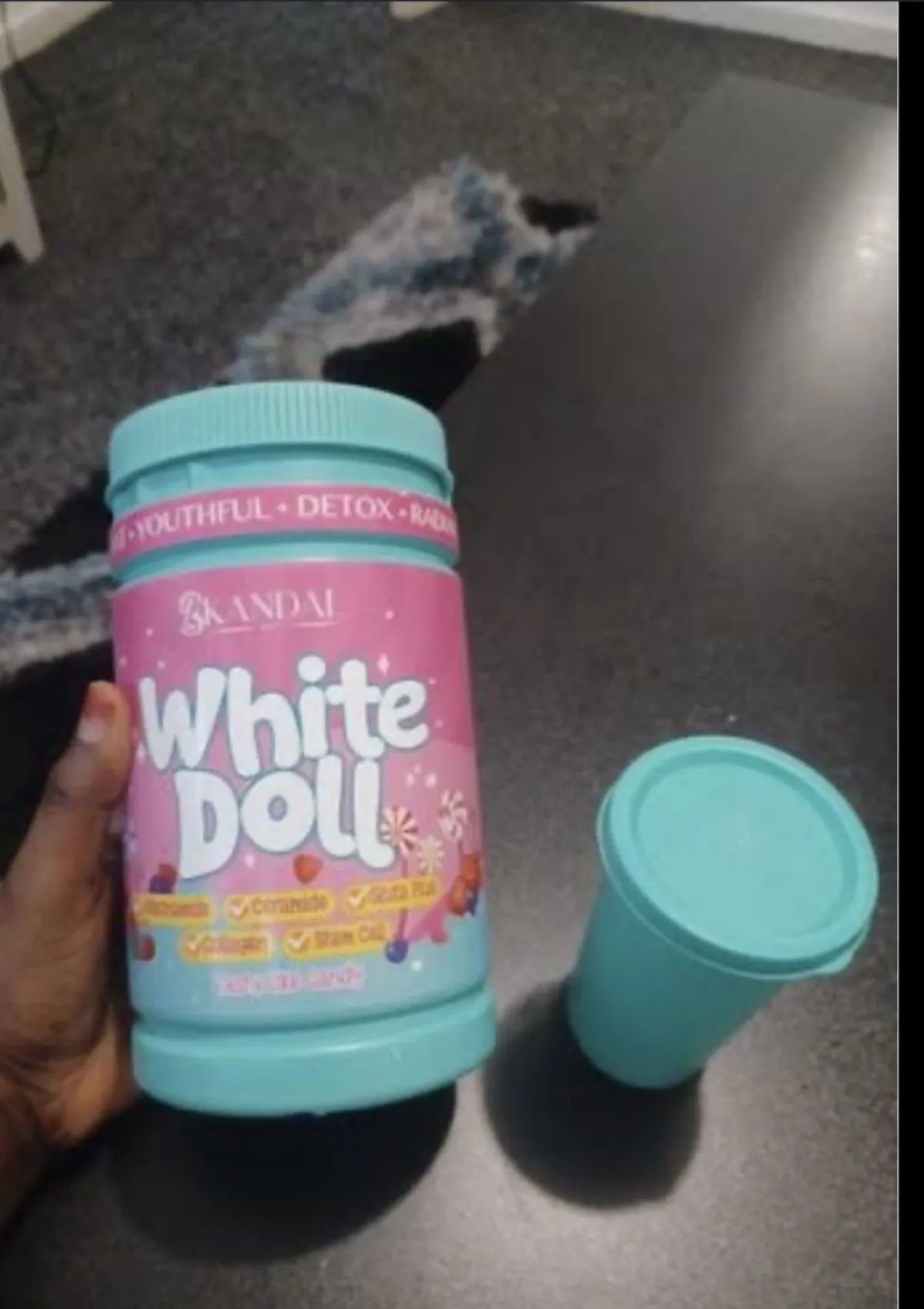 Skandal white doll supplement - Image 2