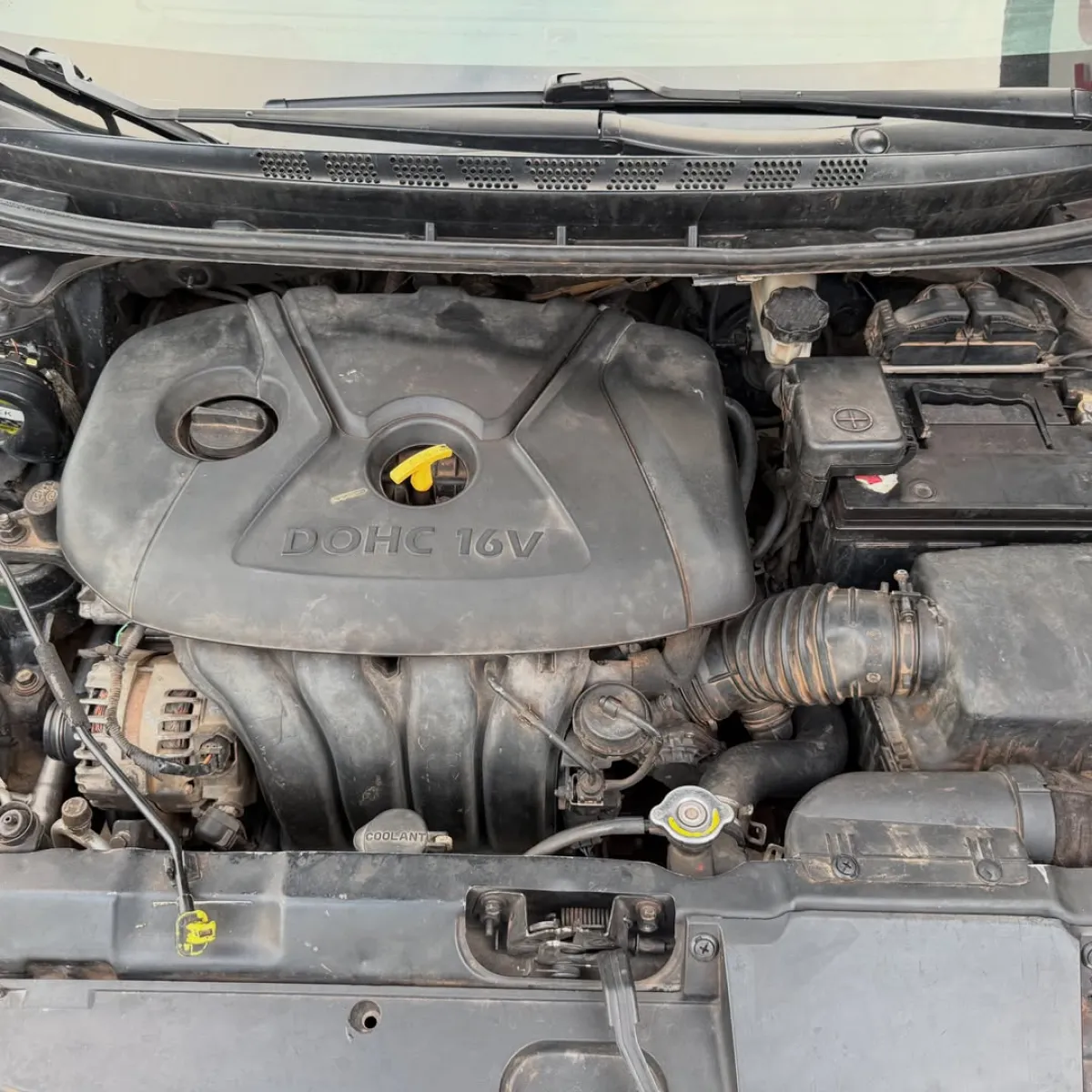 Hyundai Elantra - Image 4