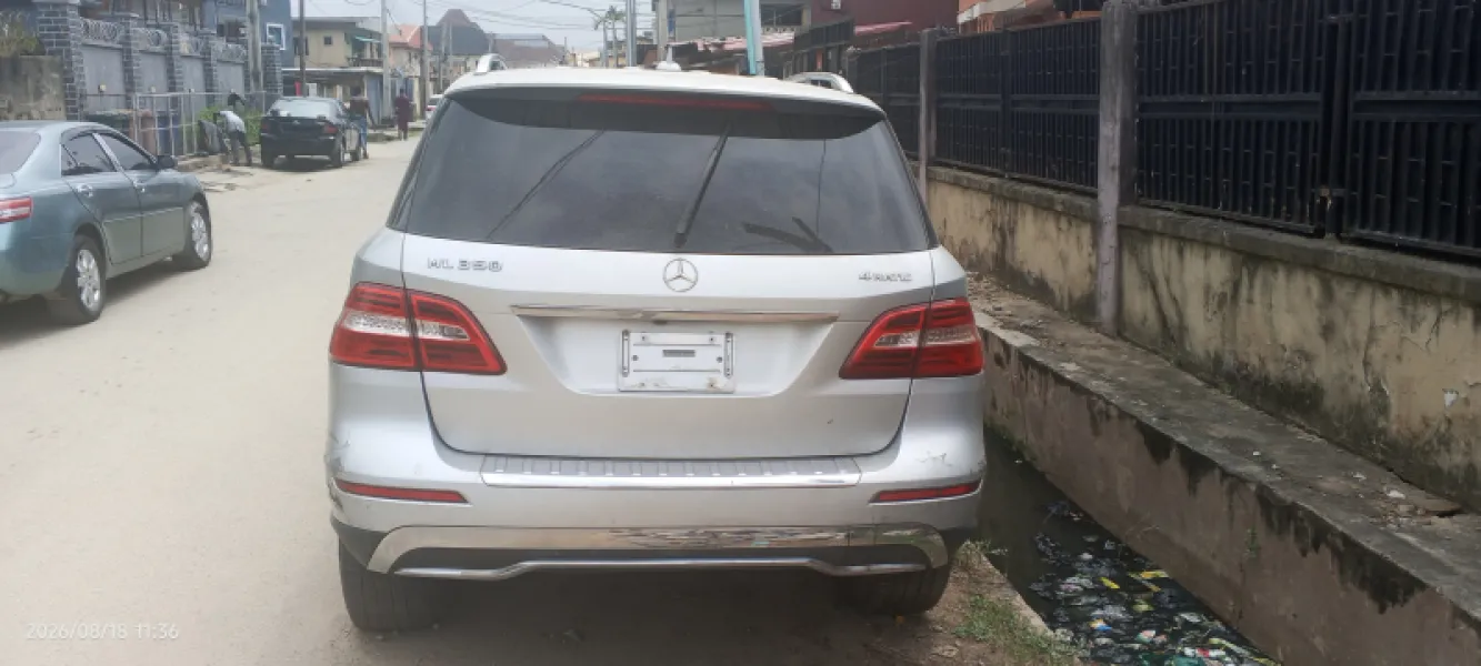 Mercedes Benz ML350 4matic 2013