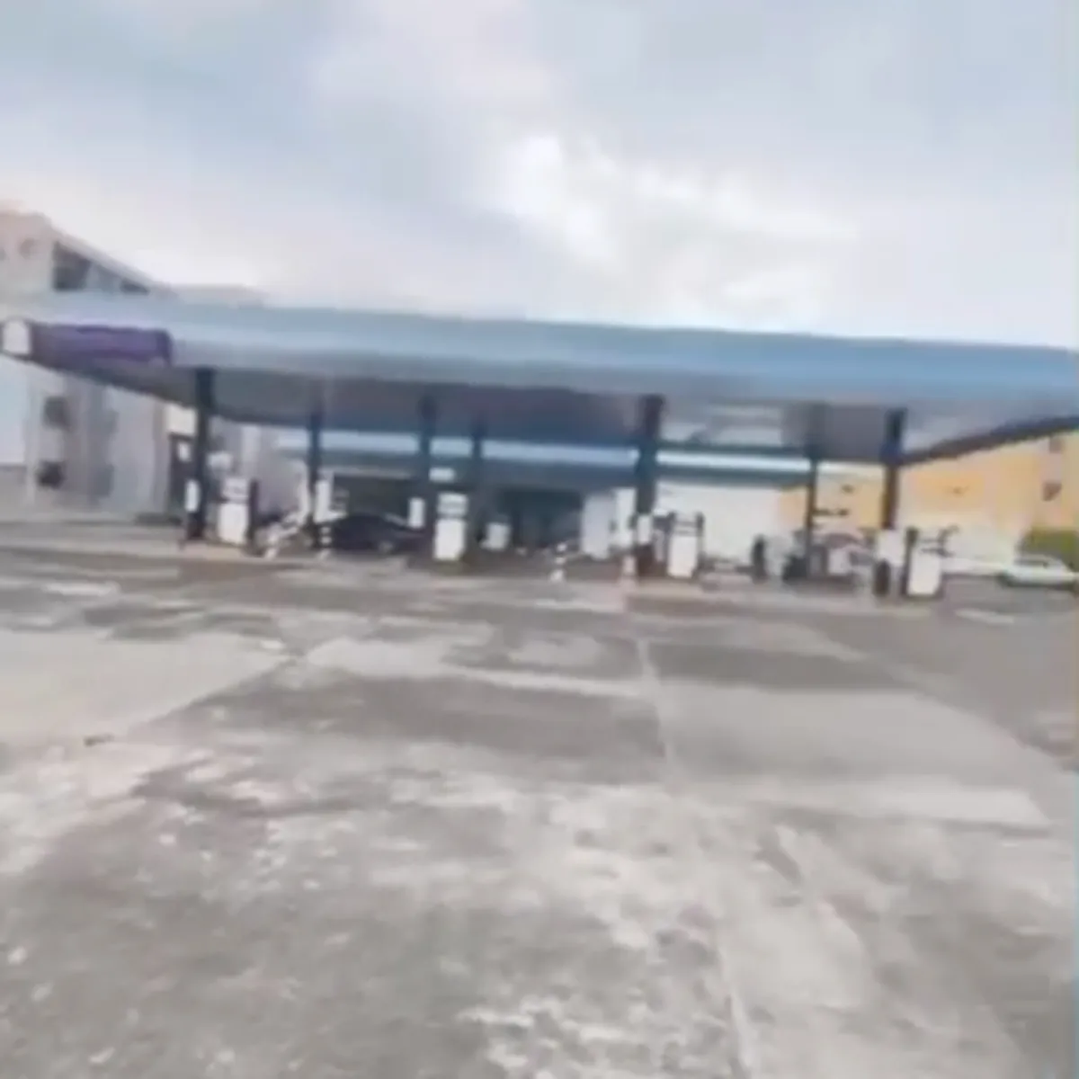 MALL/HOTEL/GAS STATION FOR SALE Wuse-Zone-4 - Image 1