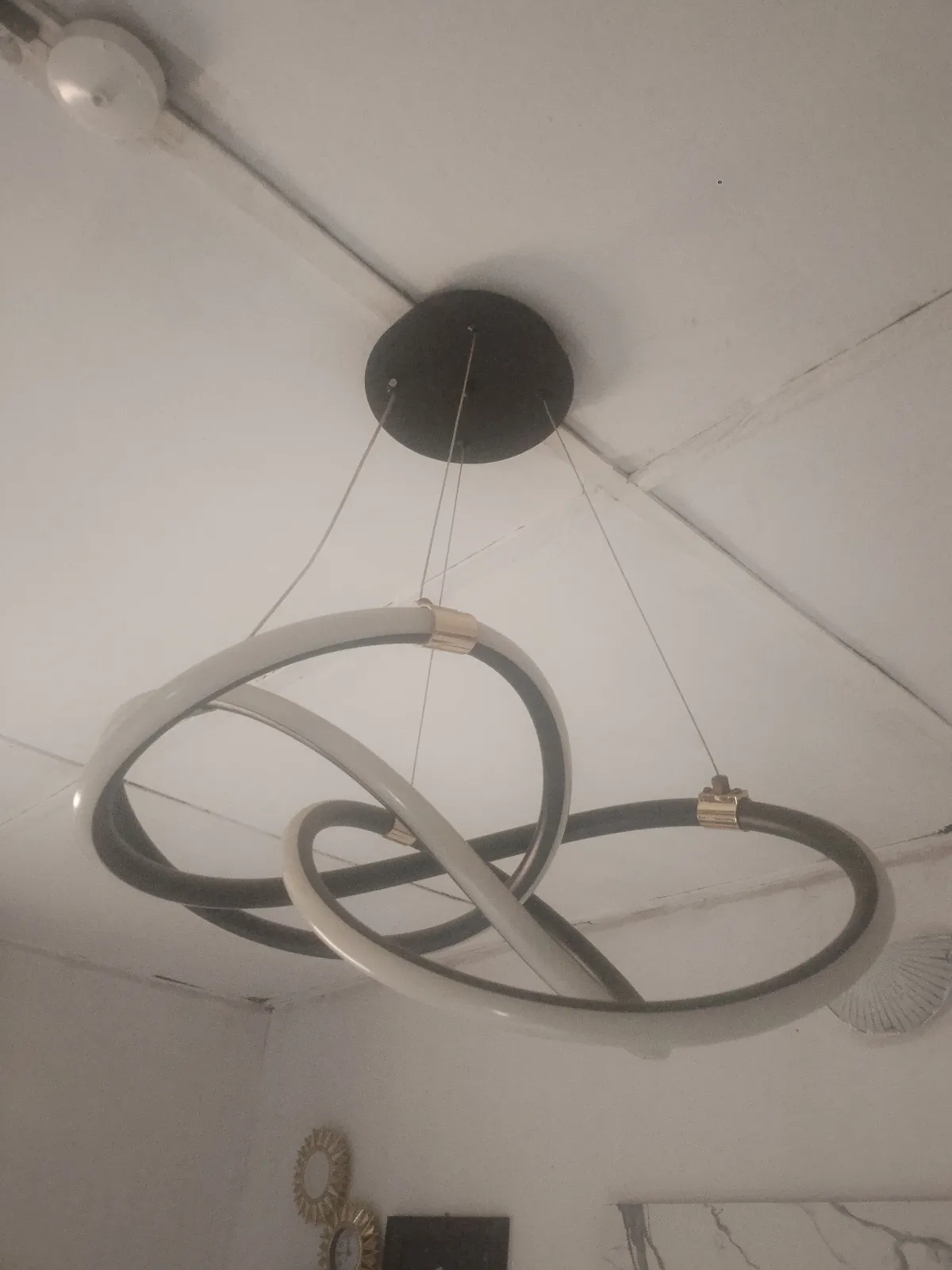 3 Tone Chandler light - Image 3
