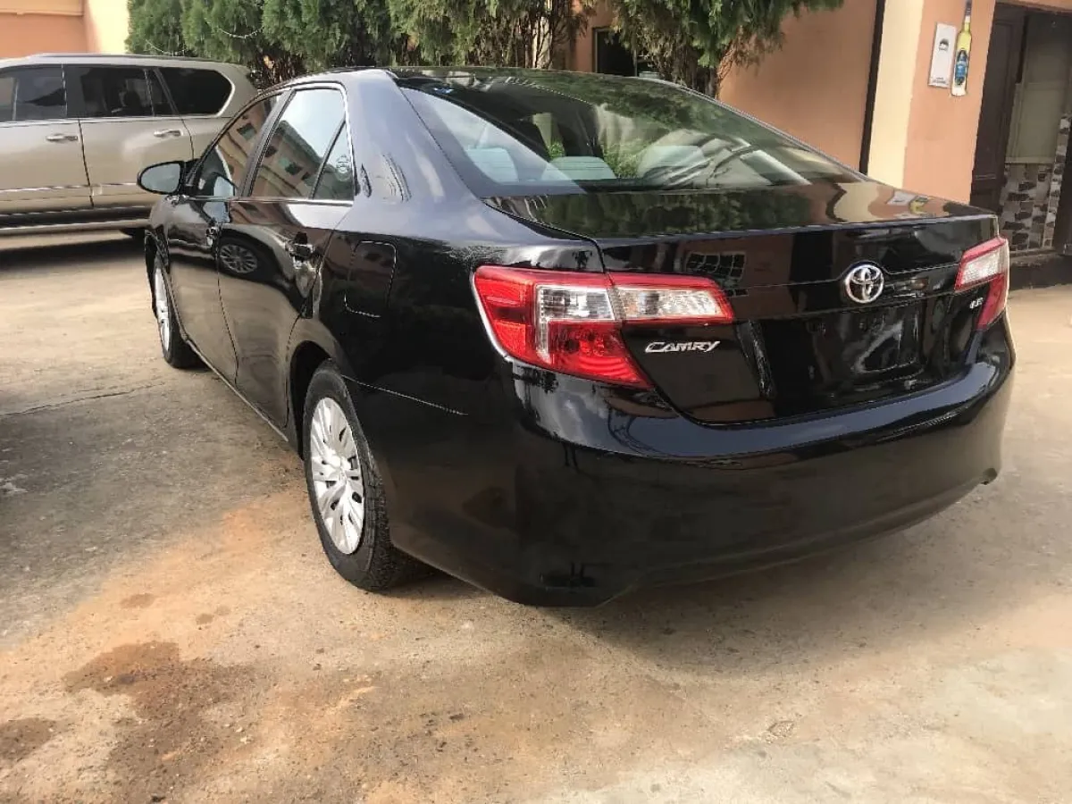 TOYOTA CAMRY 2014 MODEL FOREIGN USED - Image 3