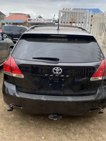TOYOTA VENZA 2010 MODEL NIGERIAN USED