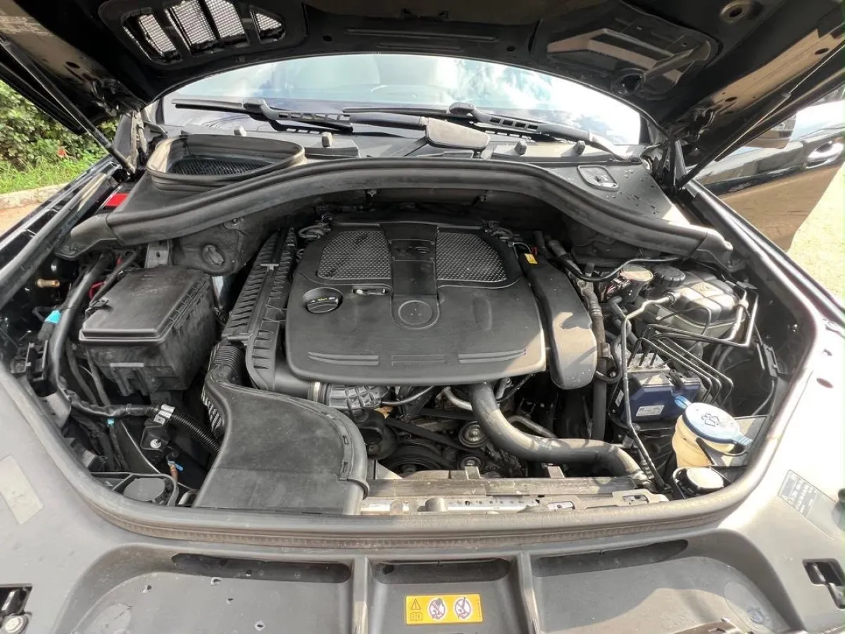 MERCEDES BENZ 2014 ML350 - Image 2