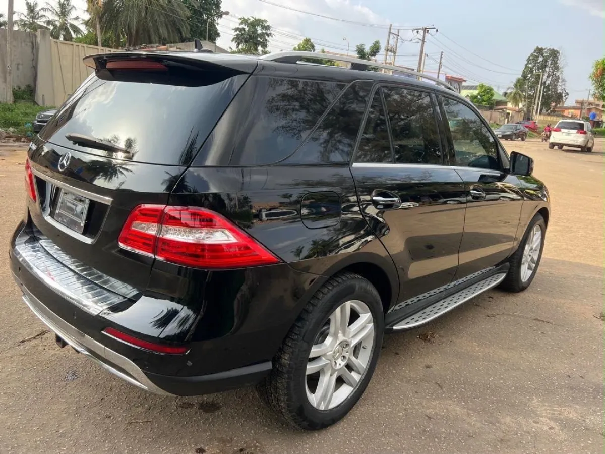 MERCEDES BENZ 2014 ML350 - Image 4