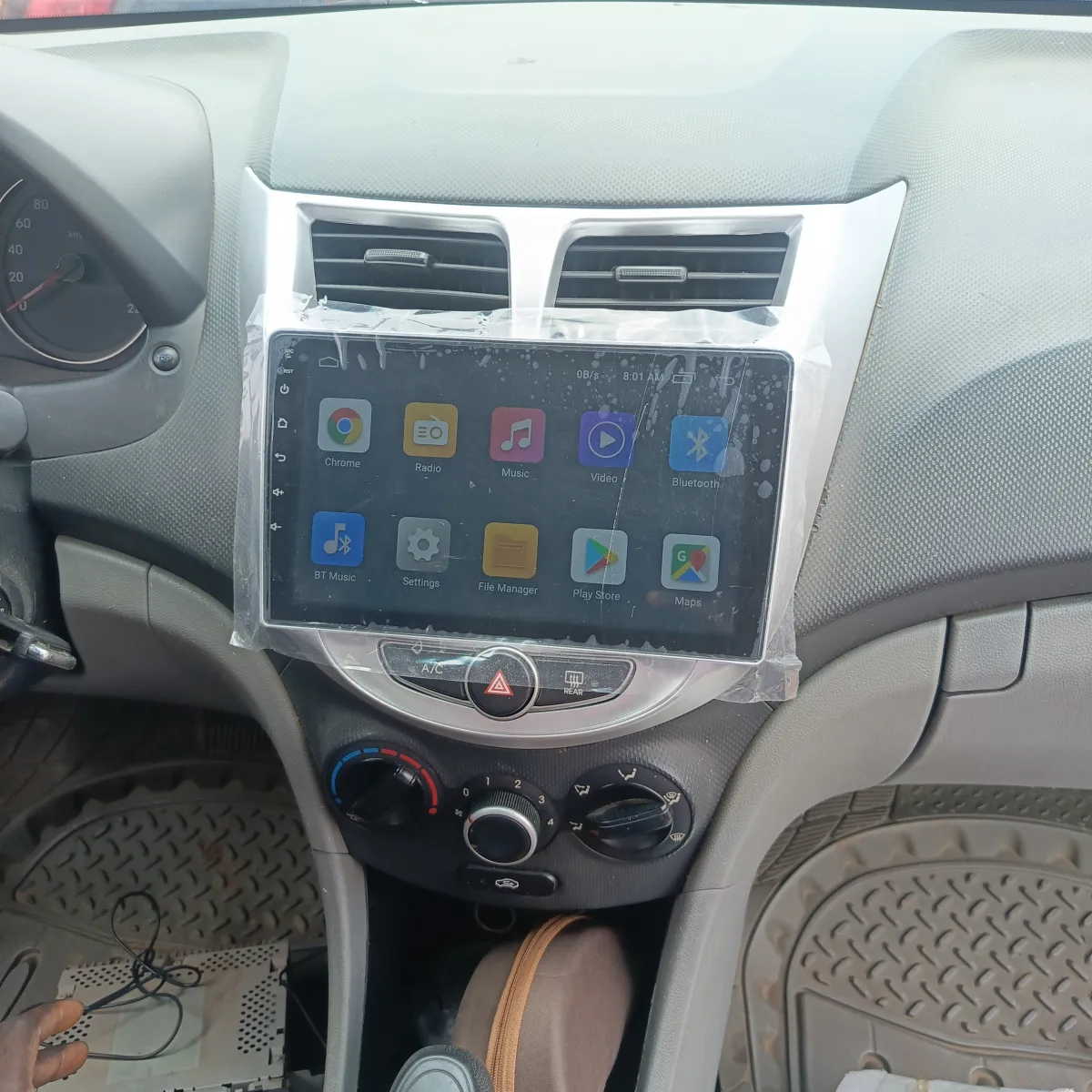 Android car screen for Hyundai accent 2012 model - Image 3