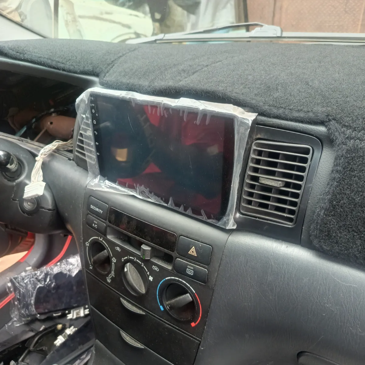 Android car screen for Toyota Corolla 2005-2007 model with reverse camera - Image 2
