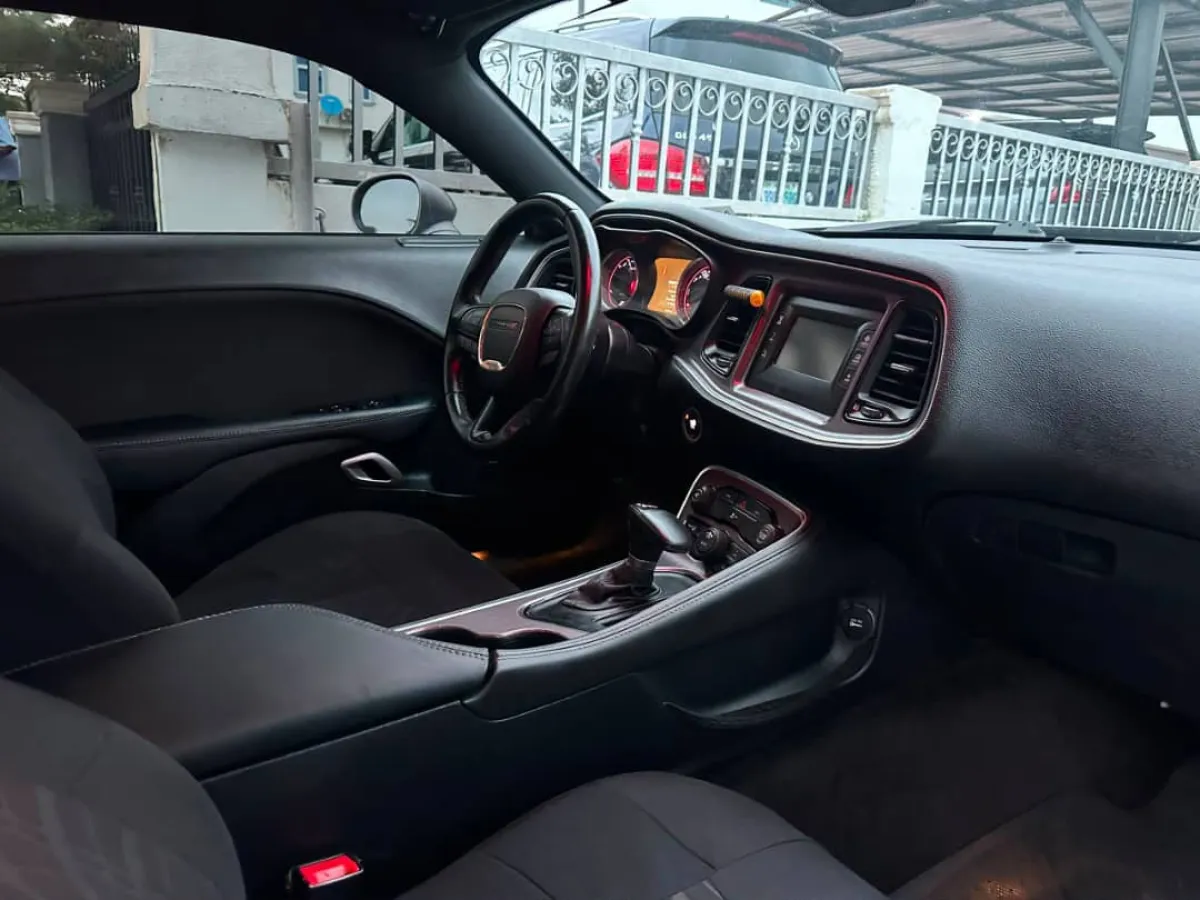2016 DODGE CHALLENGER CLEAN AMERICAN MUSCLE 2026 ENTRY - Image 2