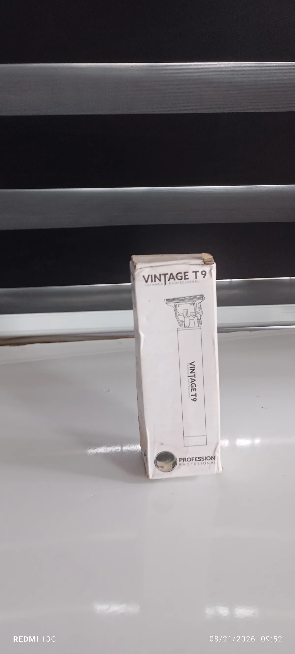 Vintage T9 - Image 4