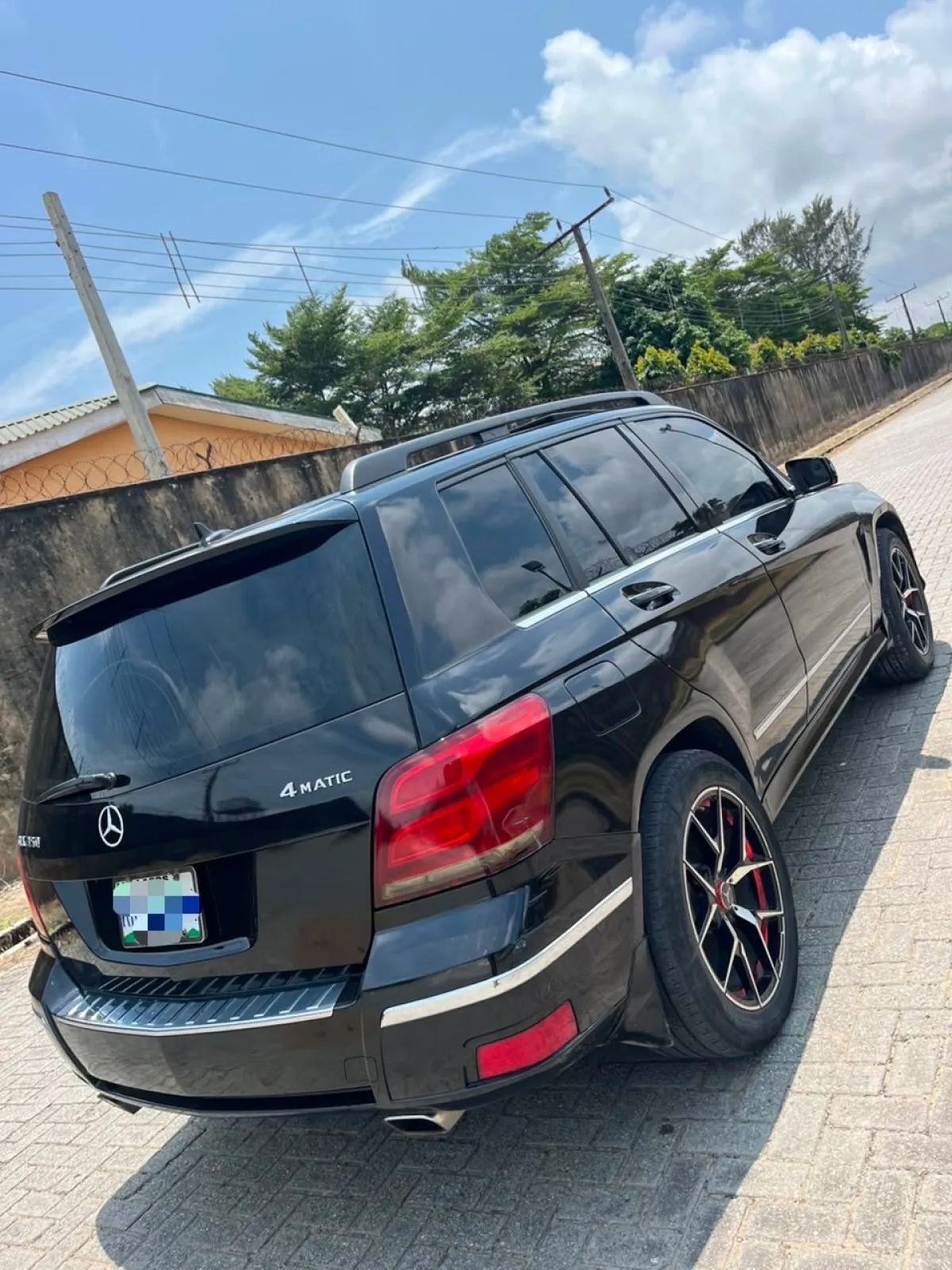 Clean Registered MB GLK350 4MATIC FULLEST OPTION - Image 8