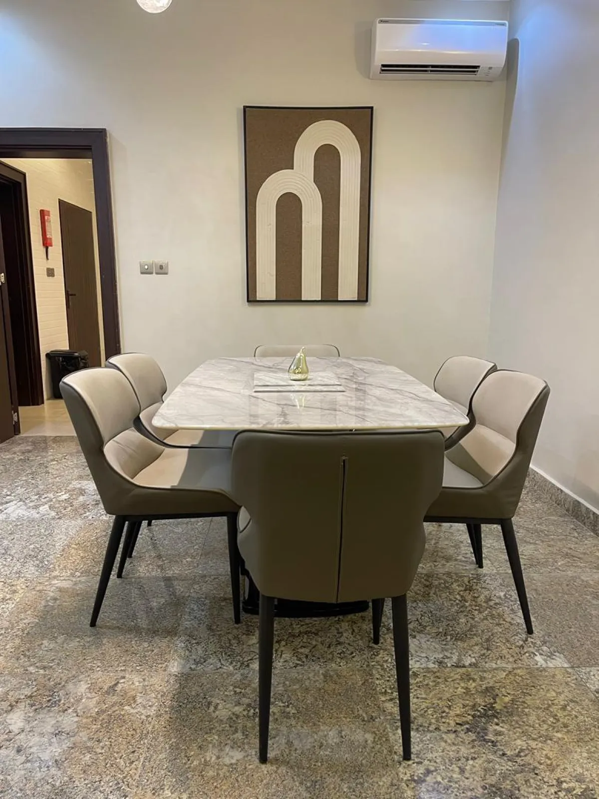 Premium 4 Bedroom Duplexes Available for Short Let in Lugbe, Abuja - Image 7