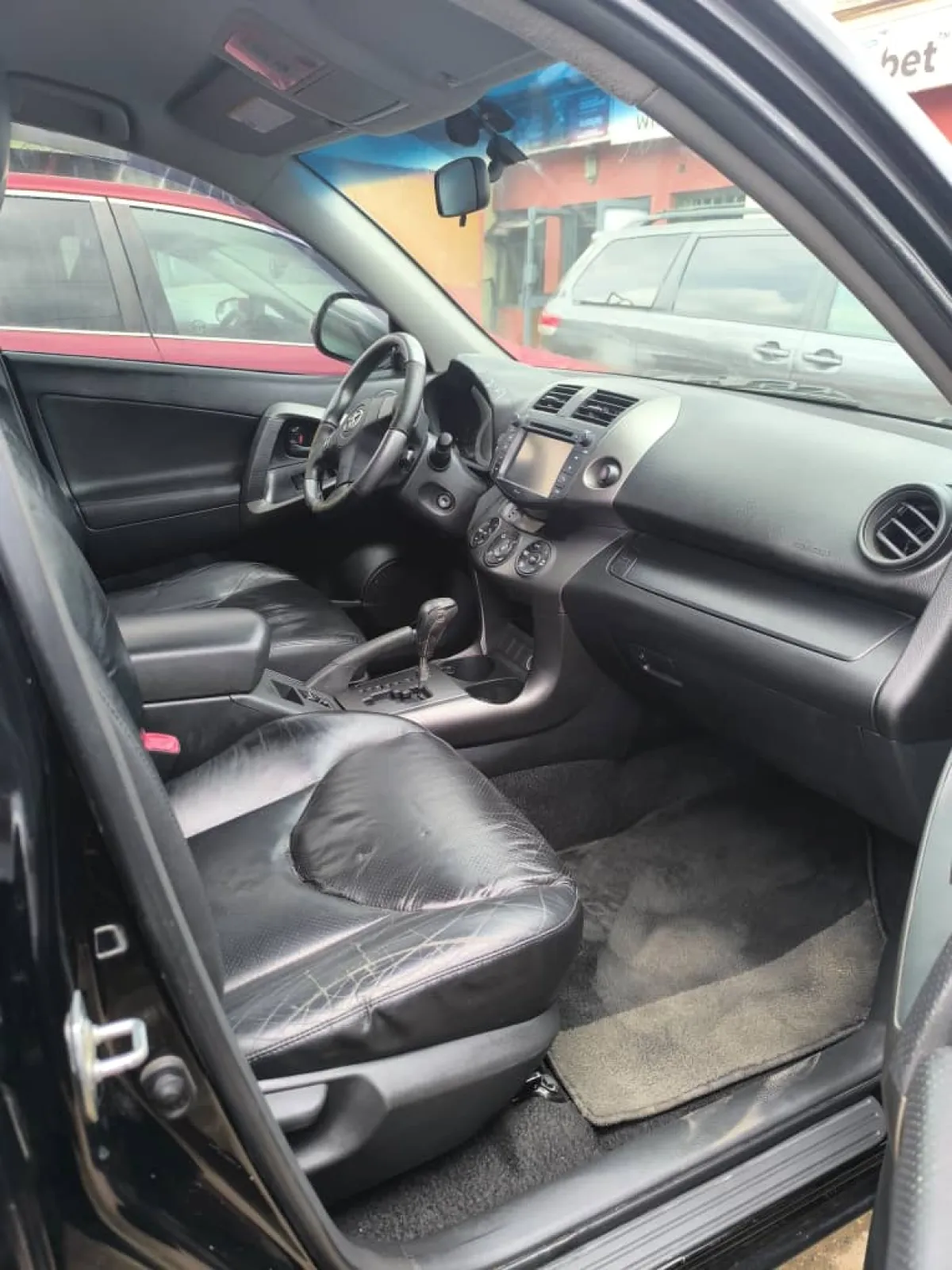 TOKUNBO TOYOTA RAV4 LIMITED 2012 MODEL - Image 6