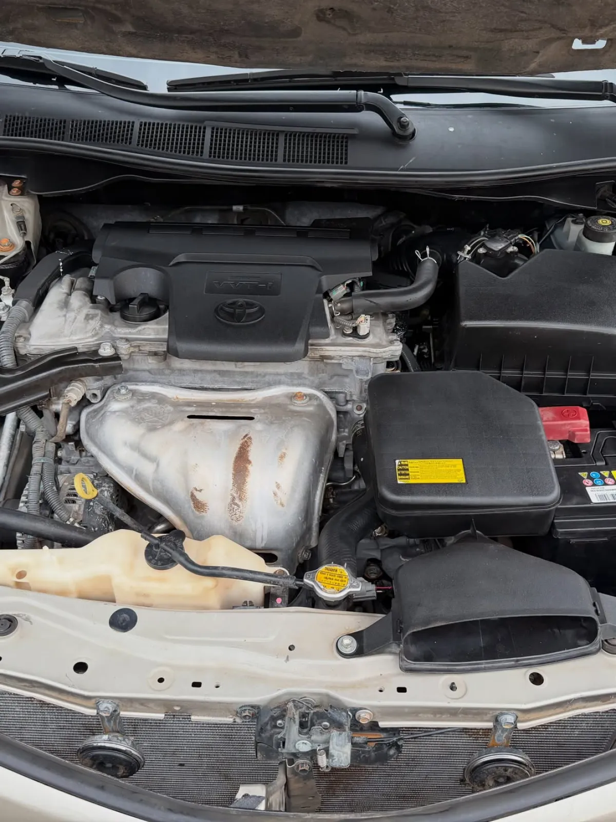 Toyota Camry - Image 9