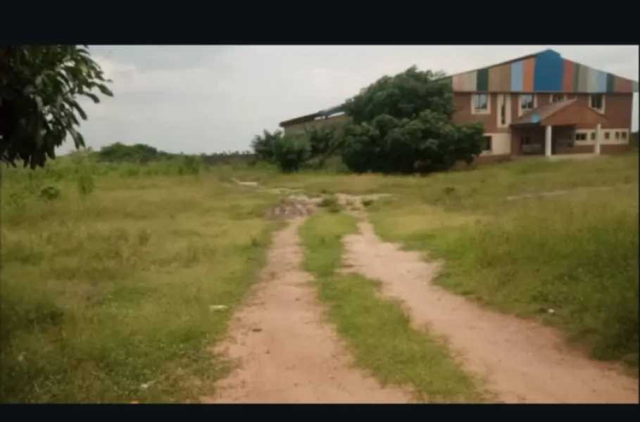 WAREHOUSE FOR SALE 6251. 077sqm land Location Along Abeokuta Expressway