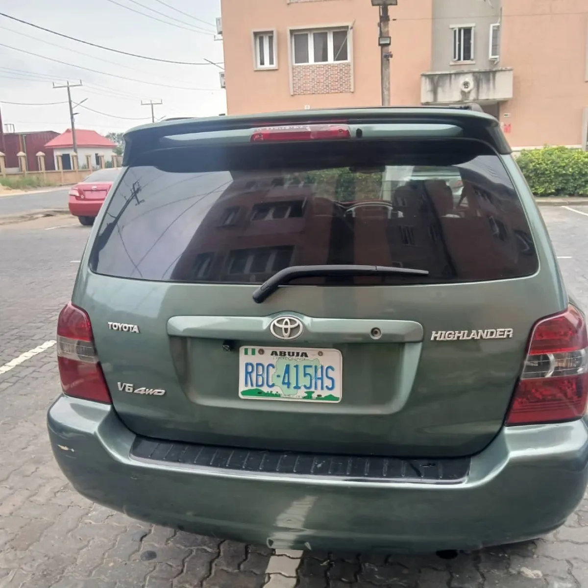 Clean Registered 2005 Toyota Highlander Limited Full Option - Image 10