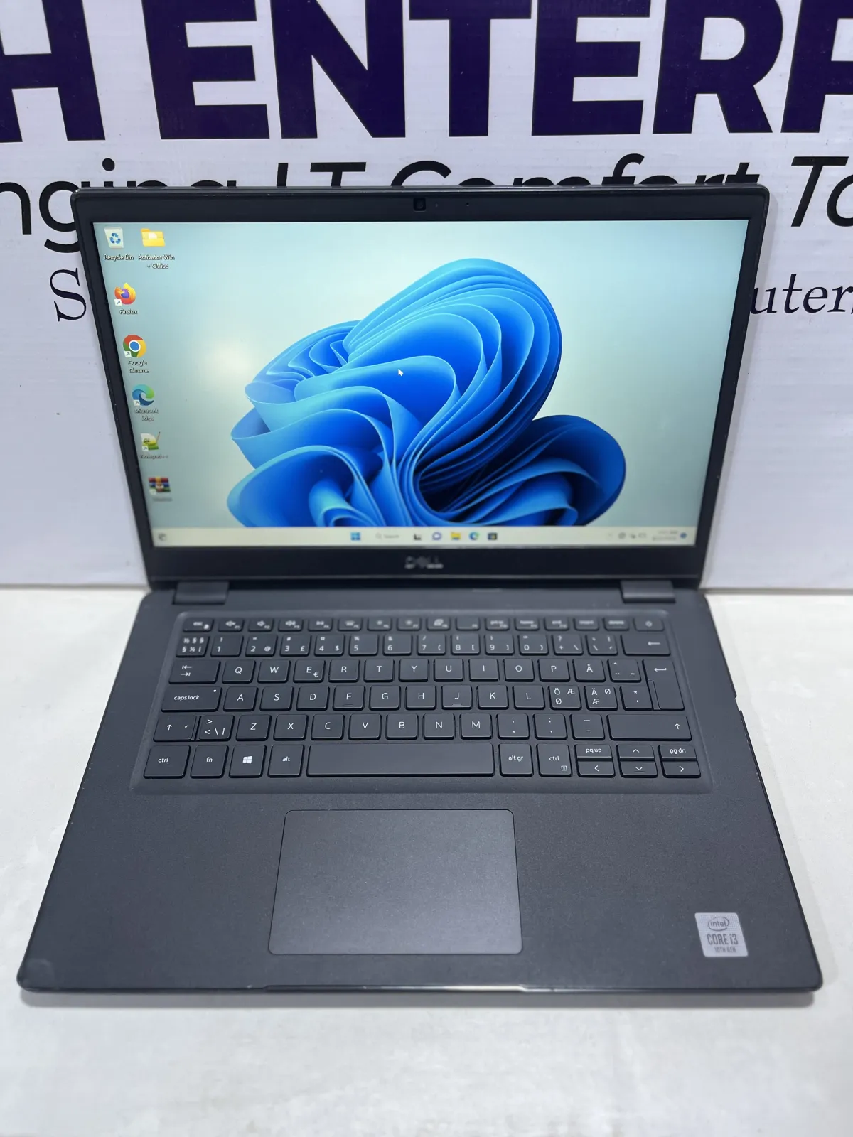 Dell Latitude 3410 - Image 1