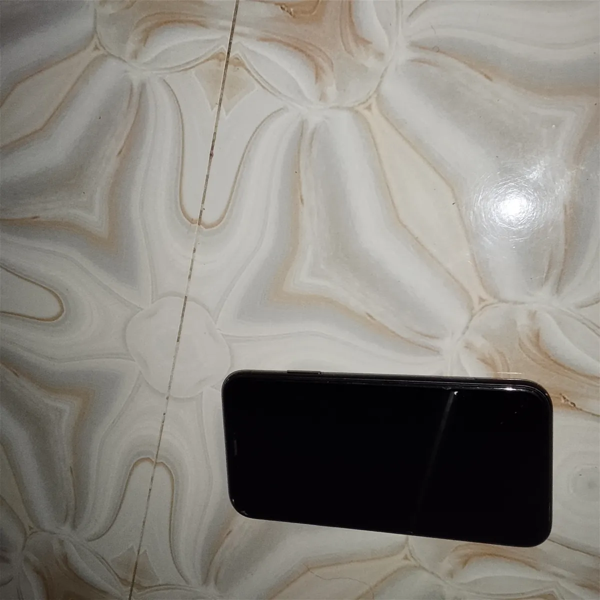 iPhone 11 64gb - Image 2