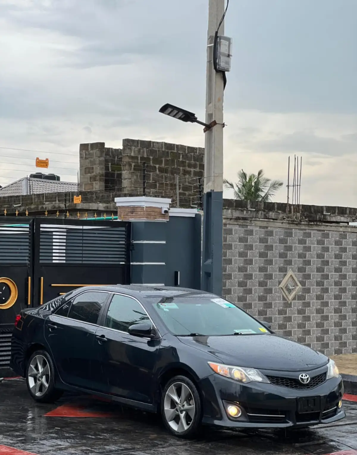 DIRECT TOKS 2014 TOYOTA CAMRY SE PREMIUM - Image 3