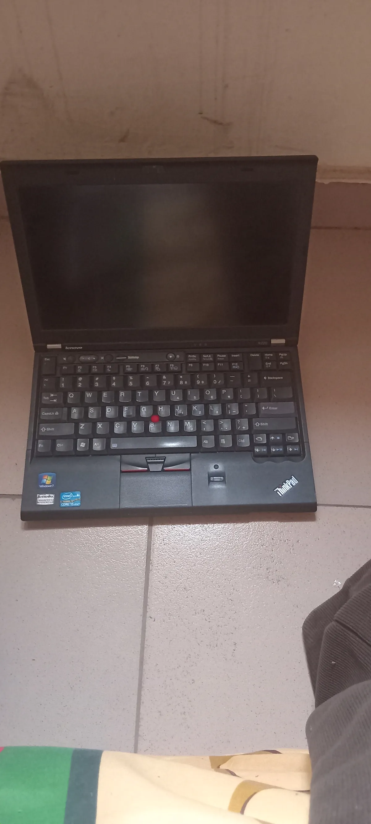 Laptop - Image 5