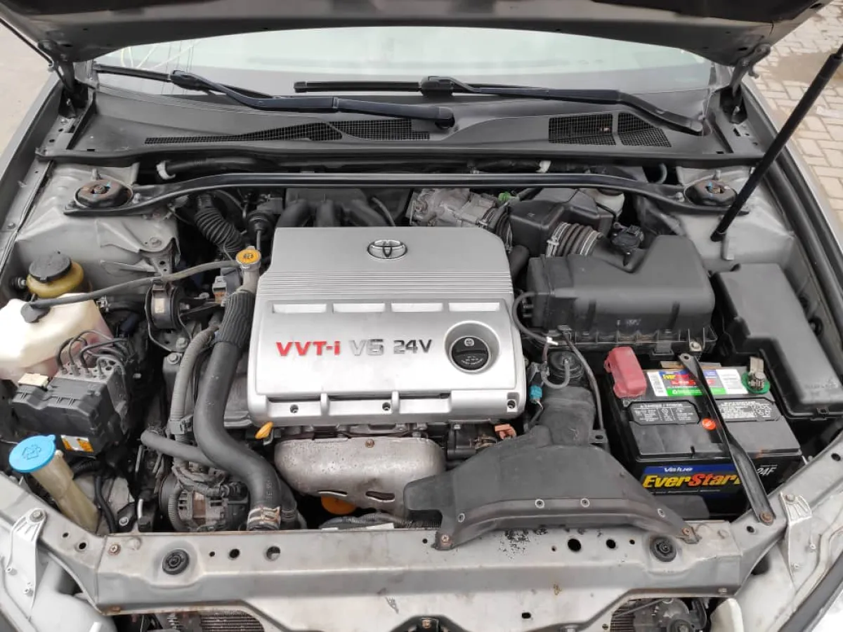 2006 Toyota Camry Xle Full OPtion - Image 2