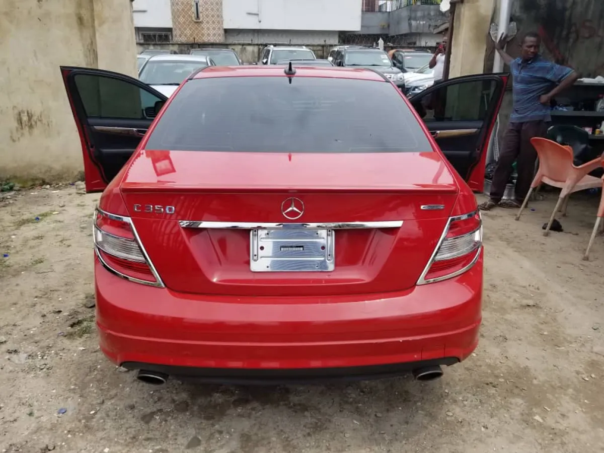 Sparkling Mercedes Benz C350 2008 - Image 4