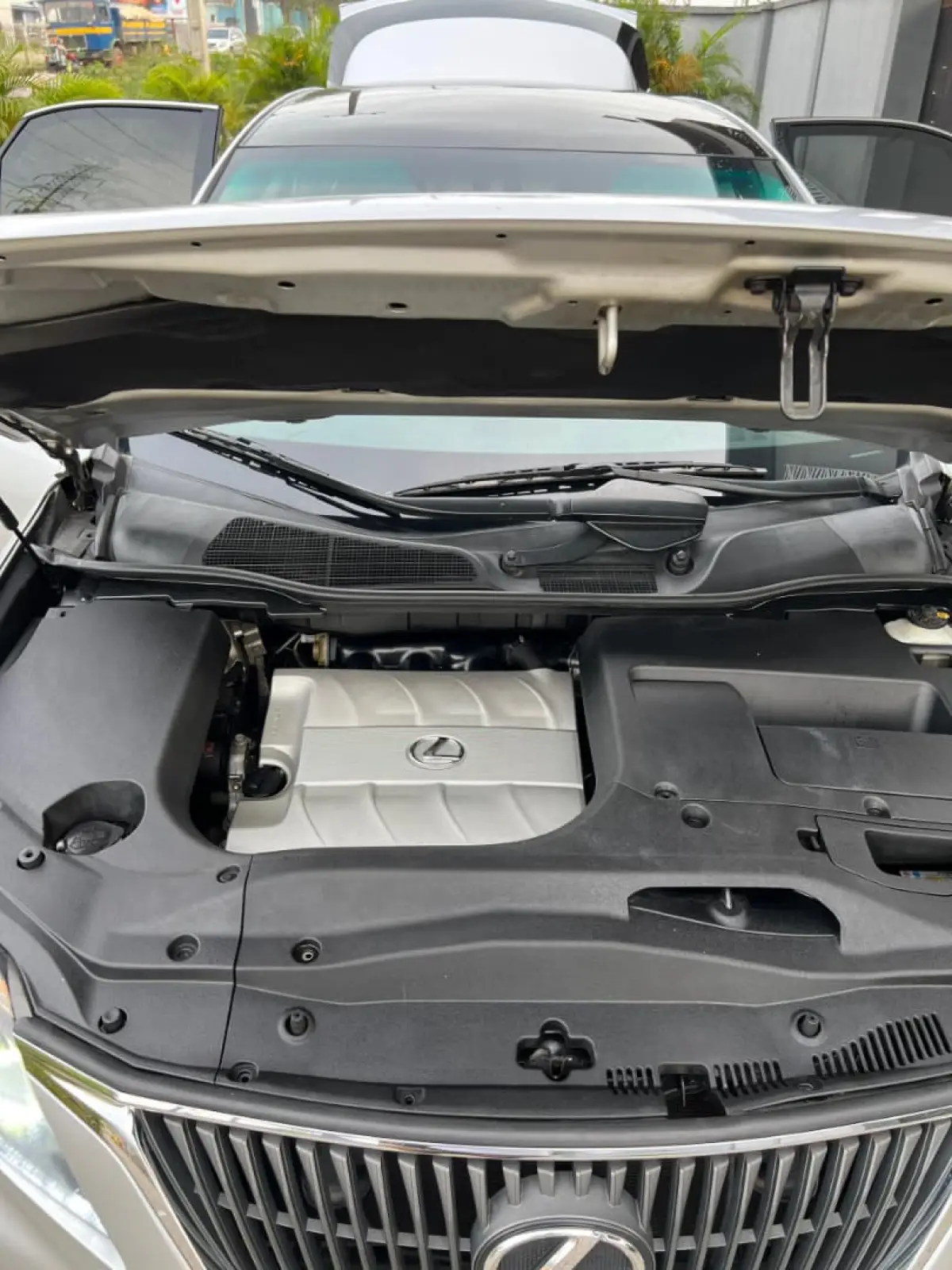 DIRECT TOKS 2012 LEXUS RX350 - Image 4