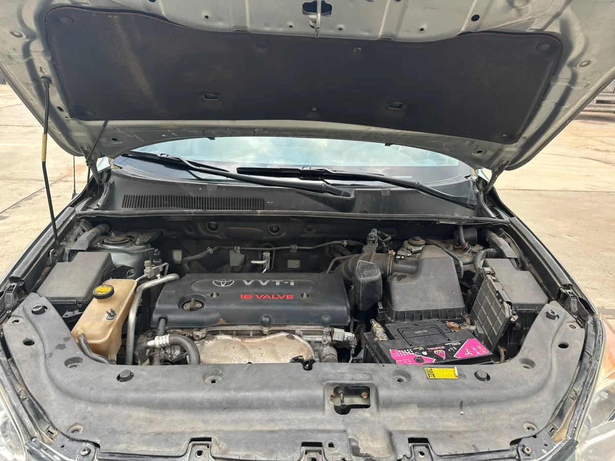 Toyota RAV4 2008 - Image 5