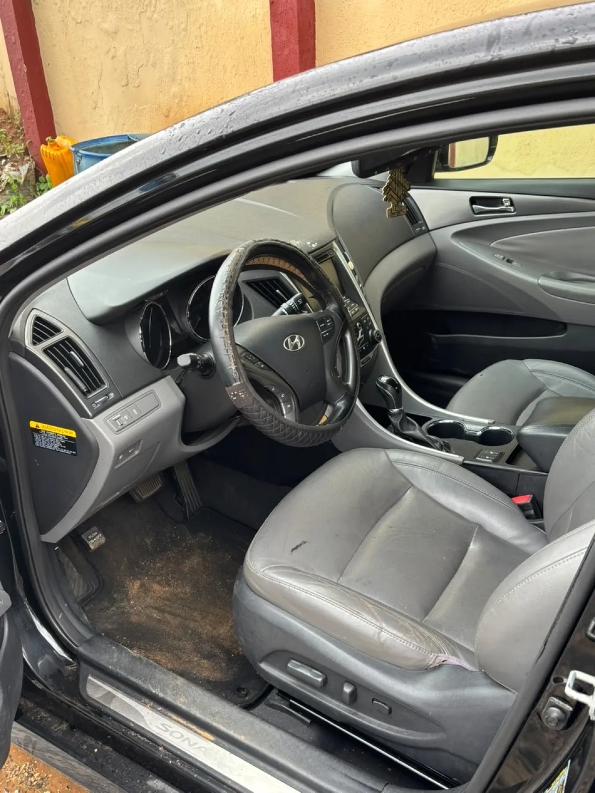 Foreign Used 2014 Hyundai Sonata Hybrid Limited - Image 2