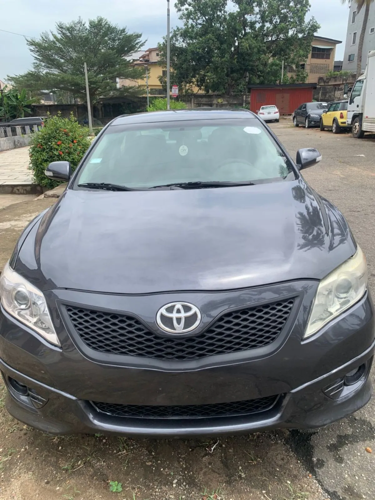 Nigeria UsedToyota Camry SE - Image 1