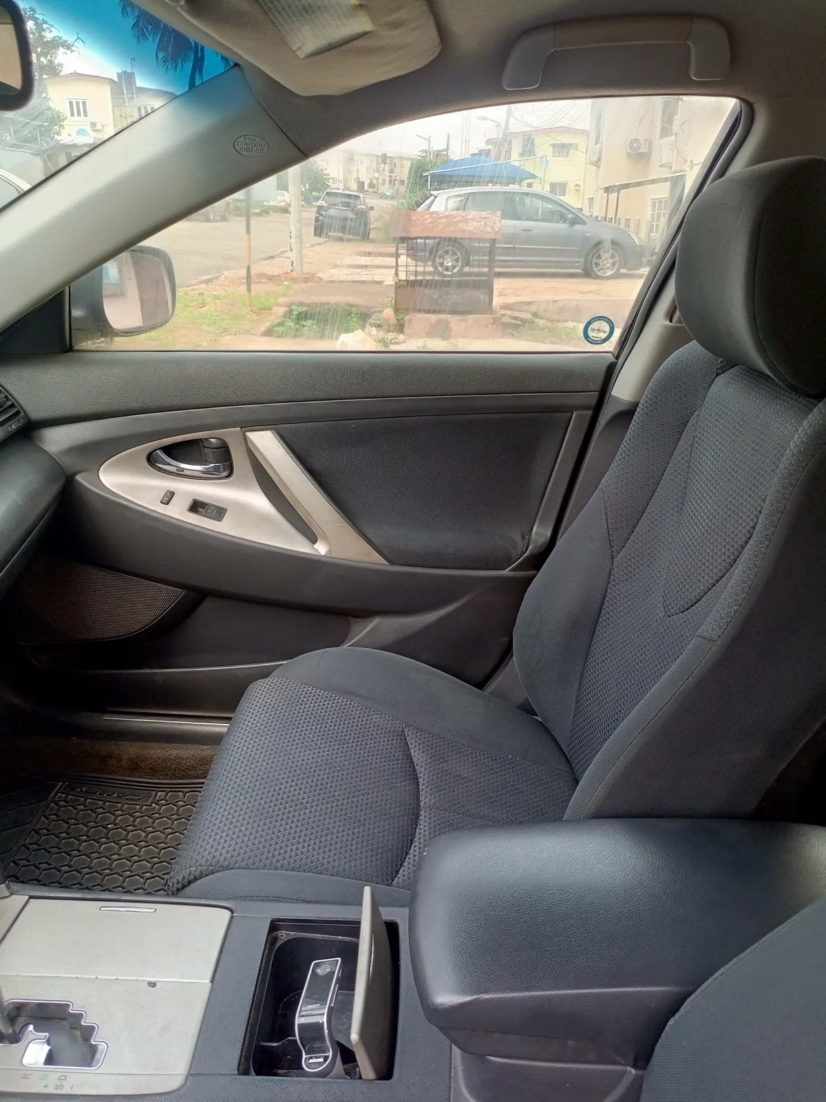 Nigeria UsedToyota Camry SE - Image 5